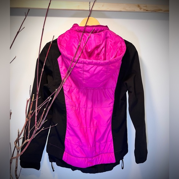 New Balance Jacket - Picture 4 of 4